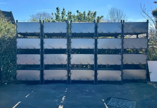 Stackable box stillages - x, 3