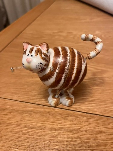 Quirky bamboleo animal - quirky, antics