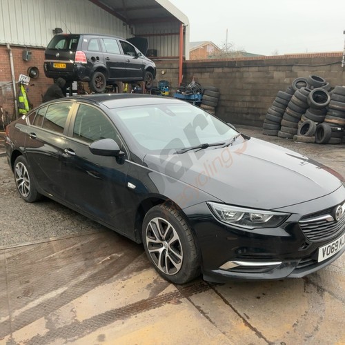 Vauxhall insignia grand sport - vauxhall,