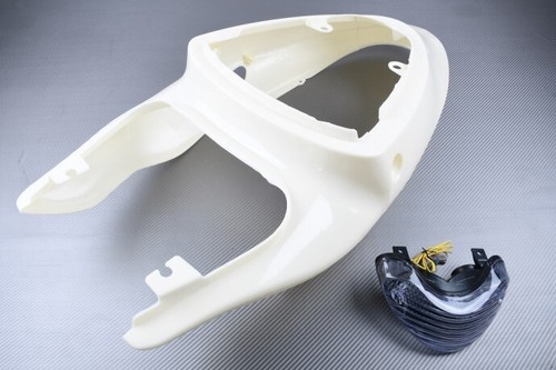 Upainted rear tail - upainted,