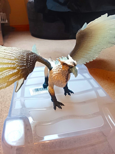 Scheilch winged dragon wyvern - winged,