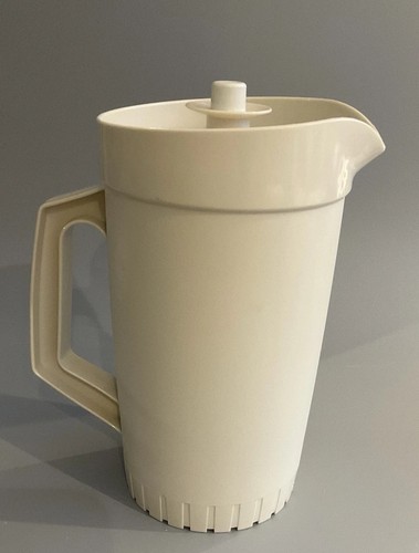Vintage tupperware fridge - tupperware, door