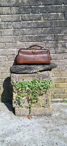 Antique leather doctors bag - antique,