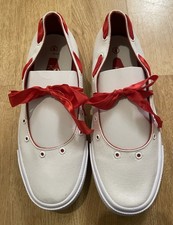 LADIES NEW OKI KUTSU WHITE