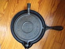 Vintage Griswold Alfred