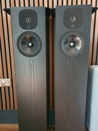 Neat momentum sx5i speakers - momentum,