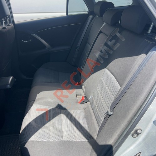 Toyota avensis 4d mk3 - avensis,