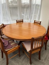 Imbuia and Yellowwood Dinning Table with 6 Chairs Set