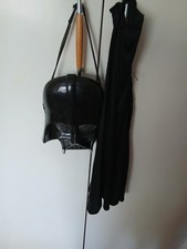 Darth Vader, Mask and Cape – Rubie’s