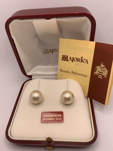 Pristine vintage stud earrings - pristine,