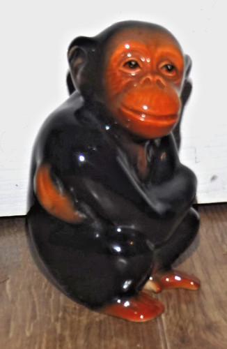 Sylvac pottery hand painted - pottery,
