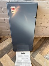 MEM EXCEL........ 32 AMP FUSE DISTRIBUTION BOX 12 WAY FUSE UNITS AS SHOWN