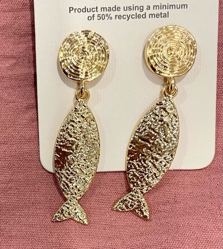 Gold tone fish - tone, dangle/drop