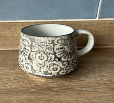 Joyye Mug Grey White Floral