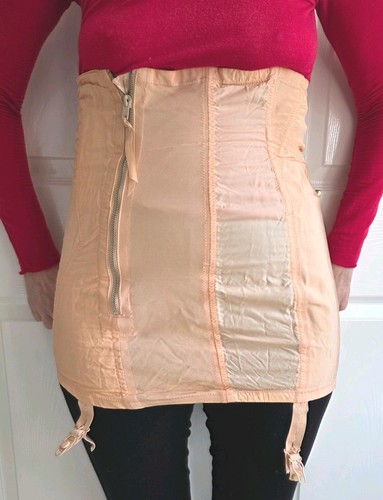 Vintage 1940s corset hookside - corset,