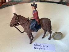 timpo, the former, queen elizabeth 2nd, on her horse Winston.