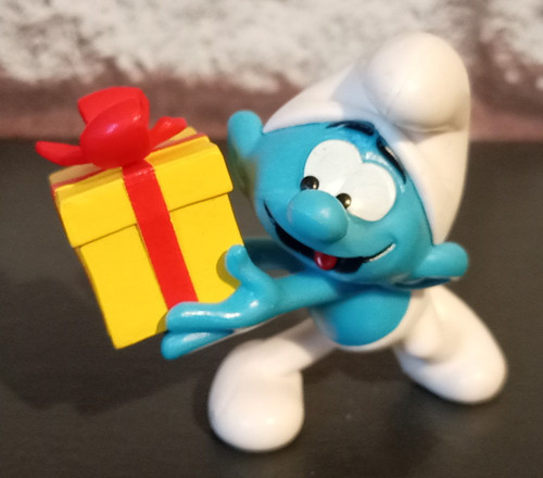 Smurfs smurf figures - 2.5",