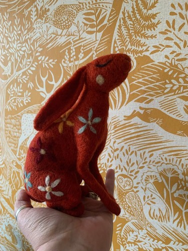 Needle felted felt moon gazing - felt,