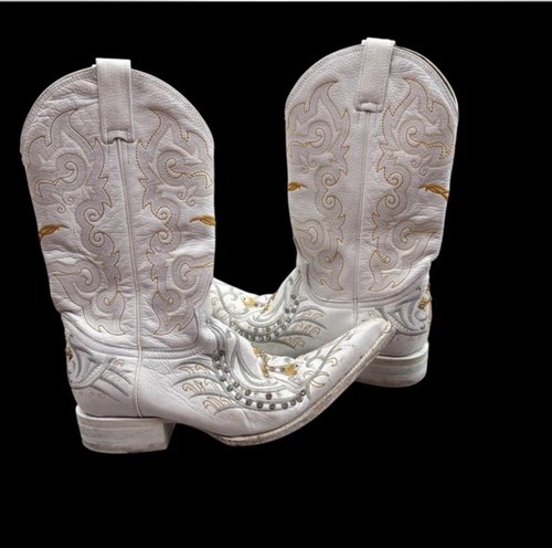 White leather circle studded - white, g