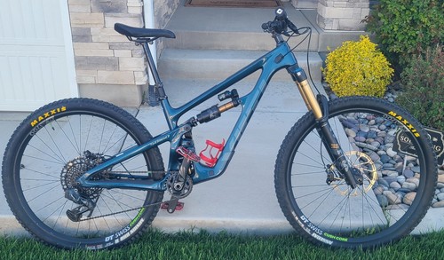 2024 yeti sb160 - turq, carbon