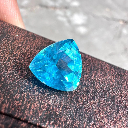 Natural certified neon blue - certified,