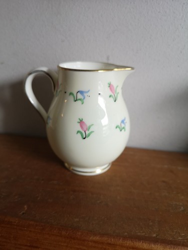 Small vintage retro wedgwood - vintage,