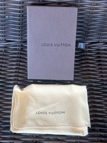 Louis vuitton authentic brown - louis,