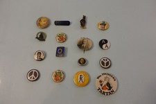 Mixed bag old badges enamel and button Children Politics Advertising x 16