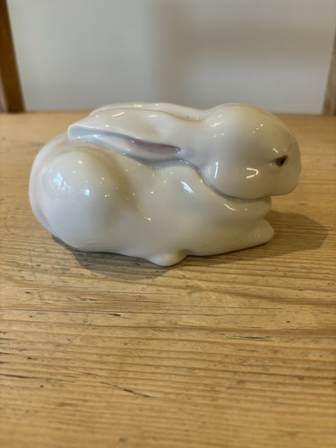 Lladro rabbit sleeping - lladro, “sleeping