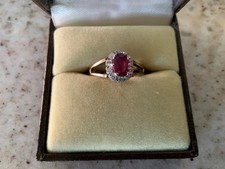 18ct Diamond and Ruby ring