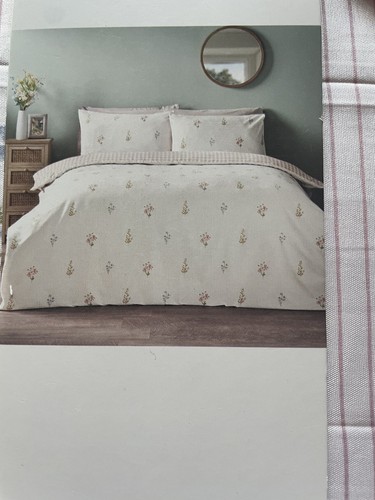 Dusty pink floral embroidered