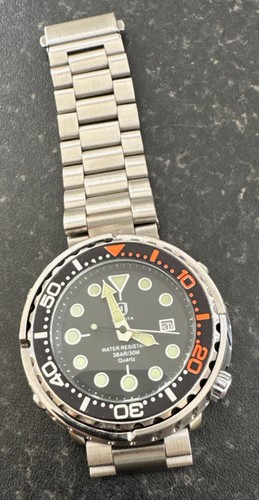 Tuna homage divers style - divers,