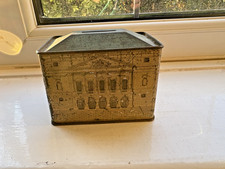 Queen's Dolls House Tin Coin