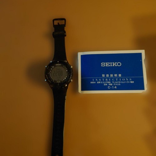 Seiko digital solar watch - solar,