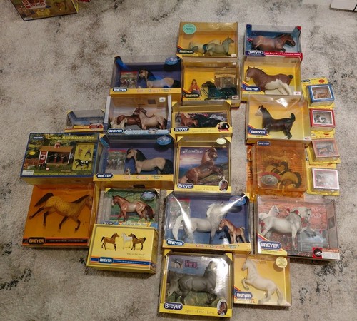 Breyer horse lot new - breyer, box