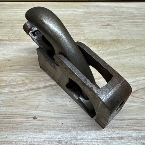 Record 077 wood rabbet - record,