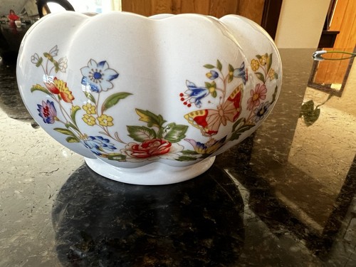 Aynsley fine bone china - fine,