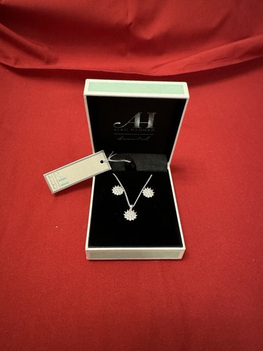 Alan hannah necklace and - hannah,