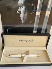 AUTOGRAPH WHITE AND GOLD