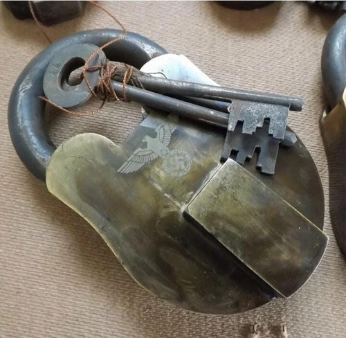 Padlock handmade cast iron - cast,