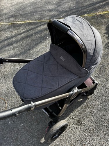Mamas papas pram set - pram,