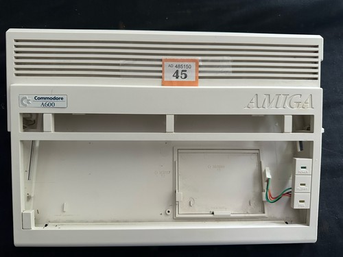 Commodore amiga 600 case - commodore,
