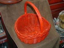 4 STUNNING AND EXQUISITE