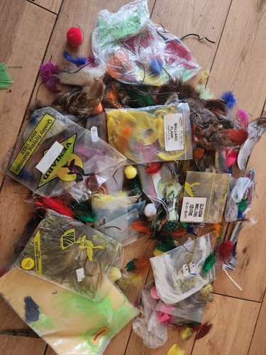 Fly tying materials job lot - job,