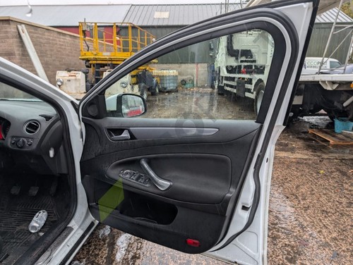 Ford mondeo mk4 cd345 door - cd345,