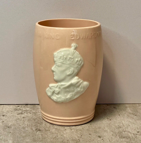 Royal coronation cup beaker - royal,