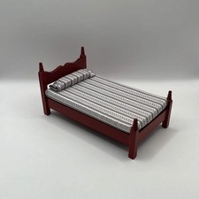 Dolls House Mahogany single