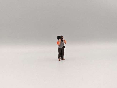 Scale camera man - 1/43,