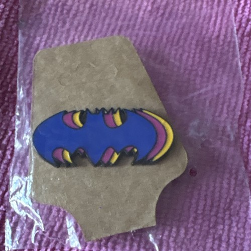 Batman logo enamel pin - batman,