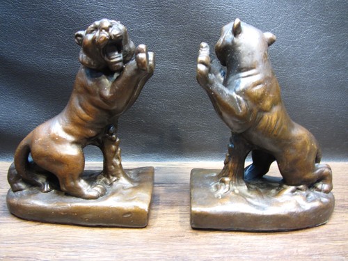 Vintage antique bronze - vintage, roaring